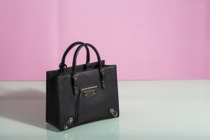 اختيار حقائب نسائية لكل الاعمار