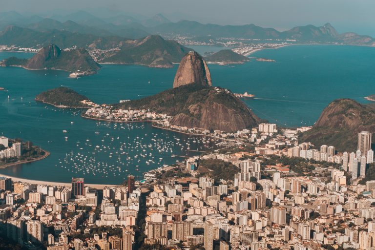 الفروقات بين اللغة البرتغالية في البرازيل والبرتغال