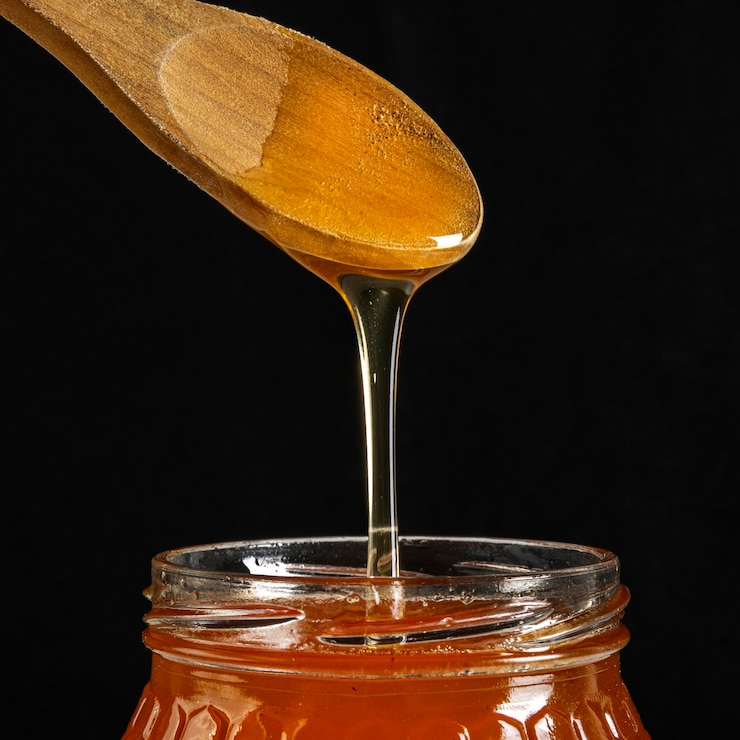 استخدامات العسل وفوائده للصحة والجسم