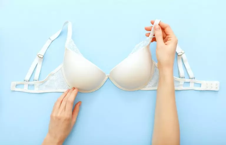 علامات تدل على أنه يجب التخلص من حمالة الصدر
