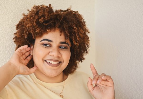 Naturally Curly Hair: How to Care for Your Curls