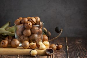 Everything you need to know about macadamia oil