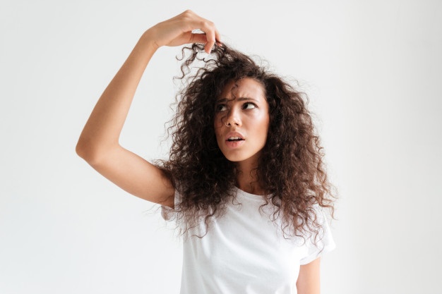 What you need to know about treating hair split ends - Metro Brazil Blog