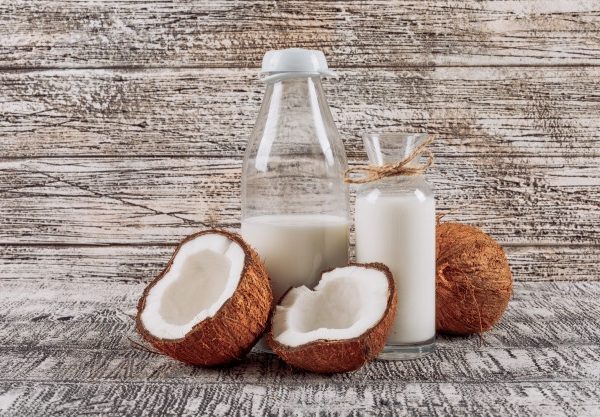 Why is coconut milk great for black hair?